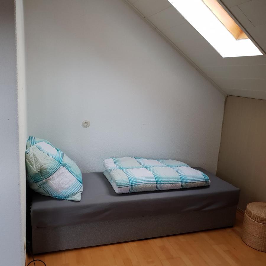 Ferienhaus Rhoenspass Mosbach  Extérieur photo