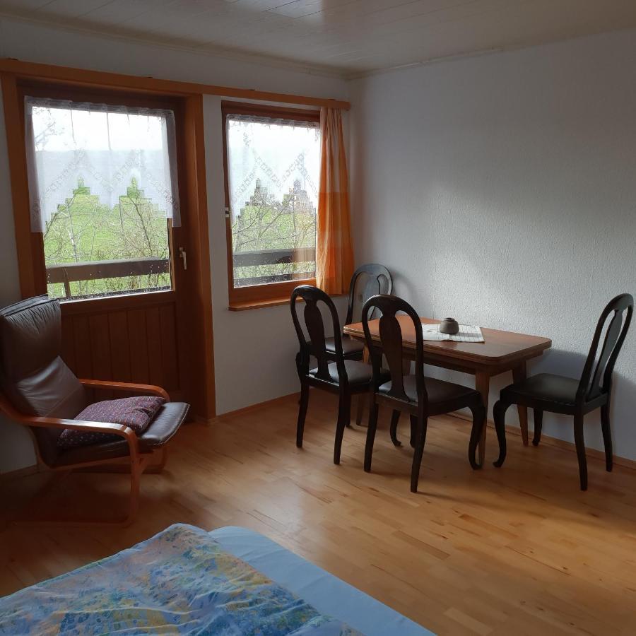 Ferienhaus Rhoenspass Mosbach  Extérieur photo
